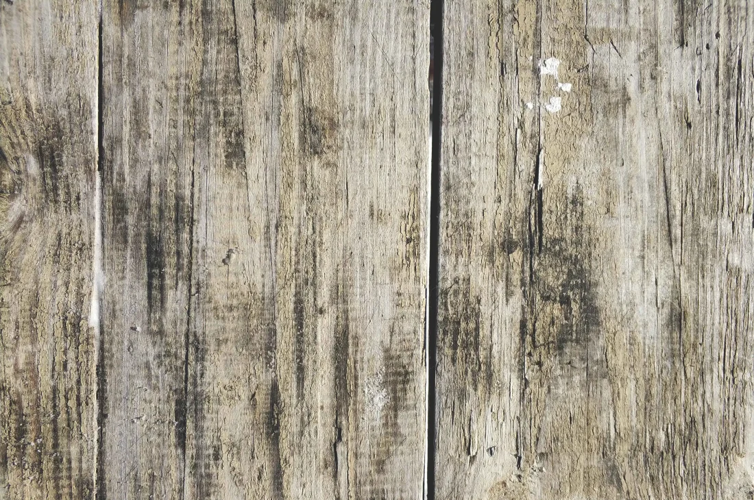 rivestimento effetto legno su profili in alluminio
