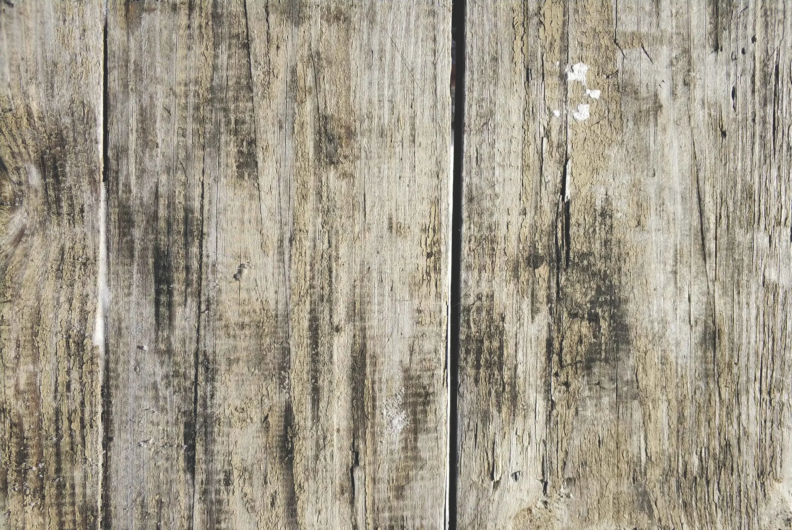 rivestimento effetto legno su profili in alluminio